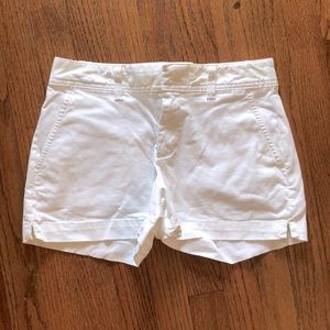 Women’s gap white shorts